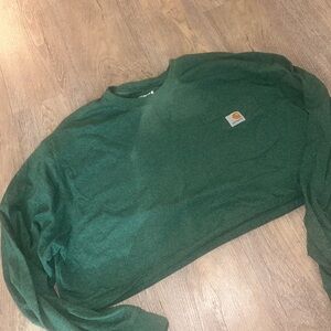 Carhartt women’s Green Crewneck Pocket Sweatshirt/croptop
